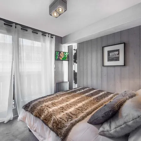 Appartement Abondance : Grand Raffine A Avec Parking Et Wifi - Fr-1-563-14